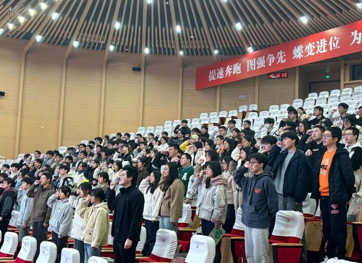 思政亚美登录注册新人权益